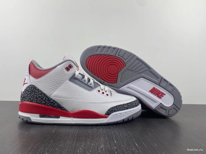 One Kick Fire DN3707-160 Air Red 3 OG Jordan 0725